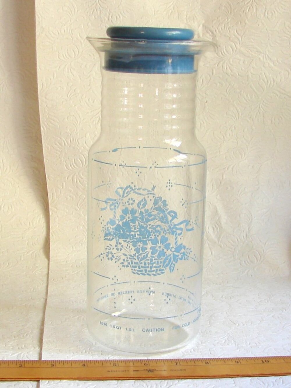 Vtg Pyrex Glass 1.5 Qt Juice Carafe/Decanter +Lid,Blue Cornflower Country Basket